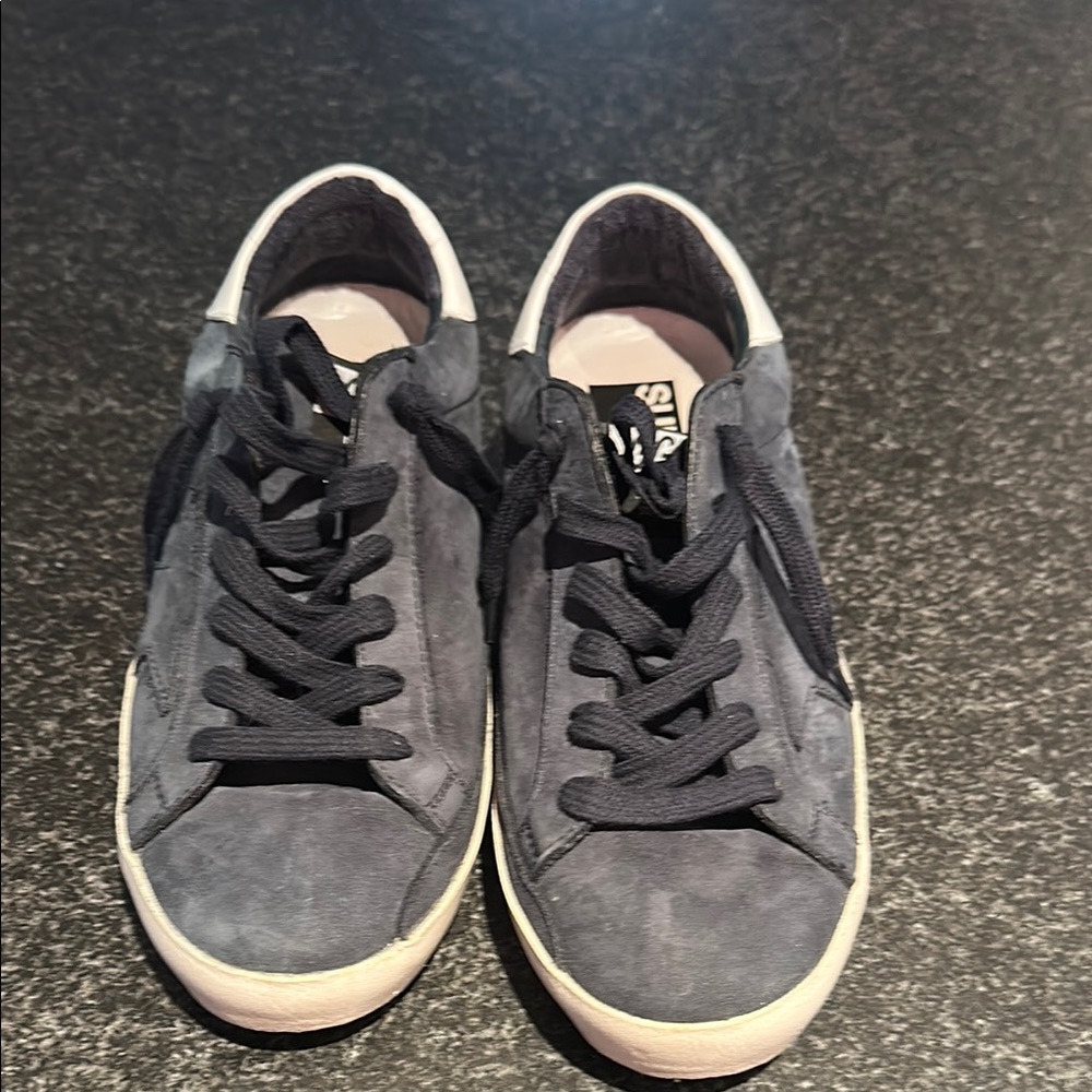 Women’s golden goose sneakers
